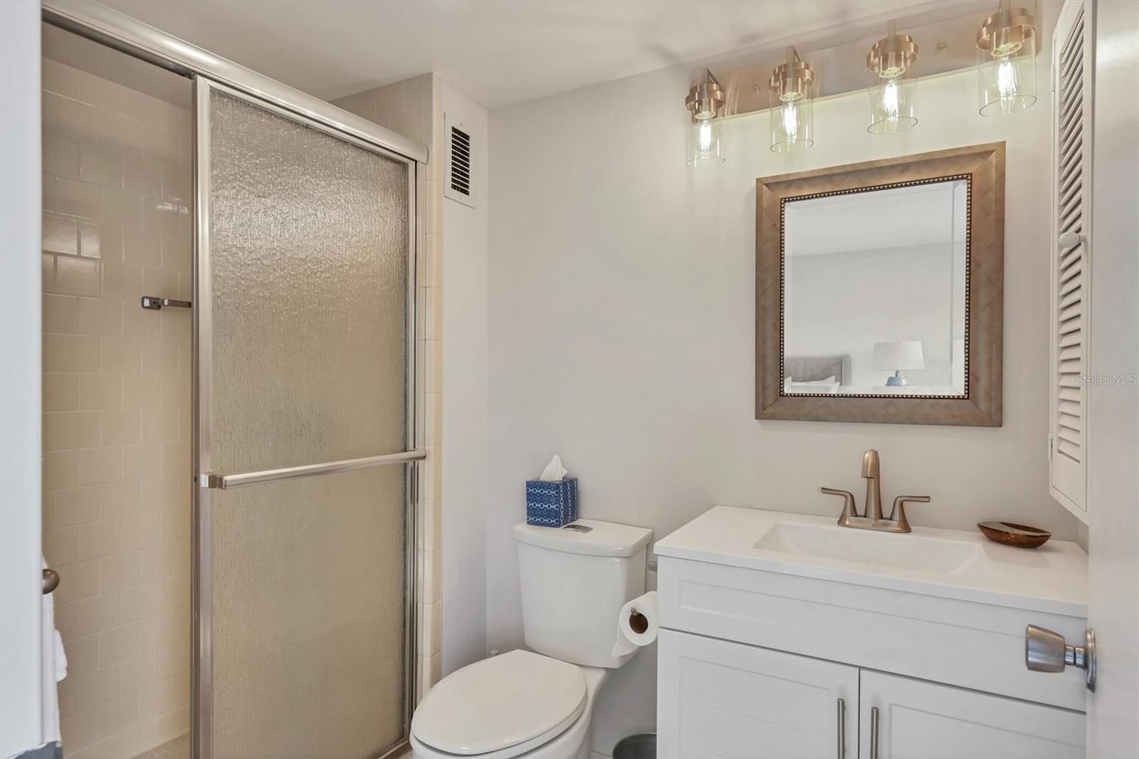 1250 N PORTOFINO DR #303 — photo 18