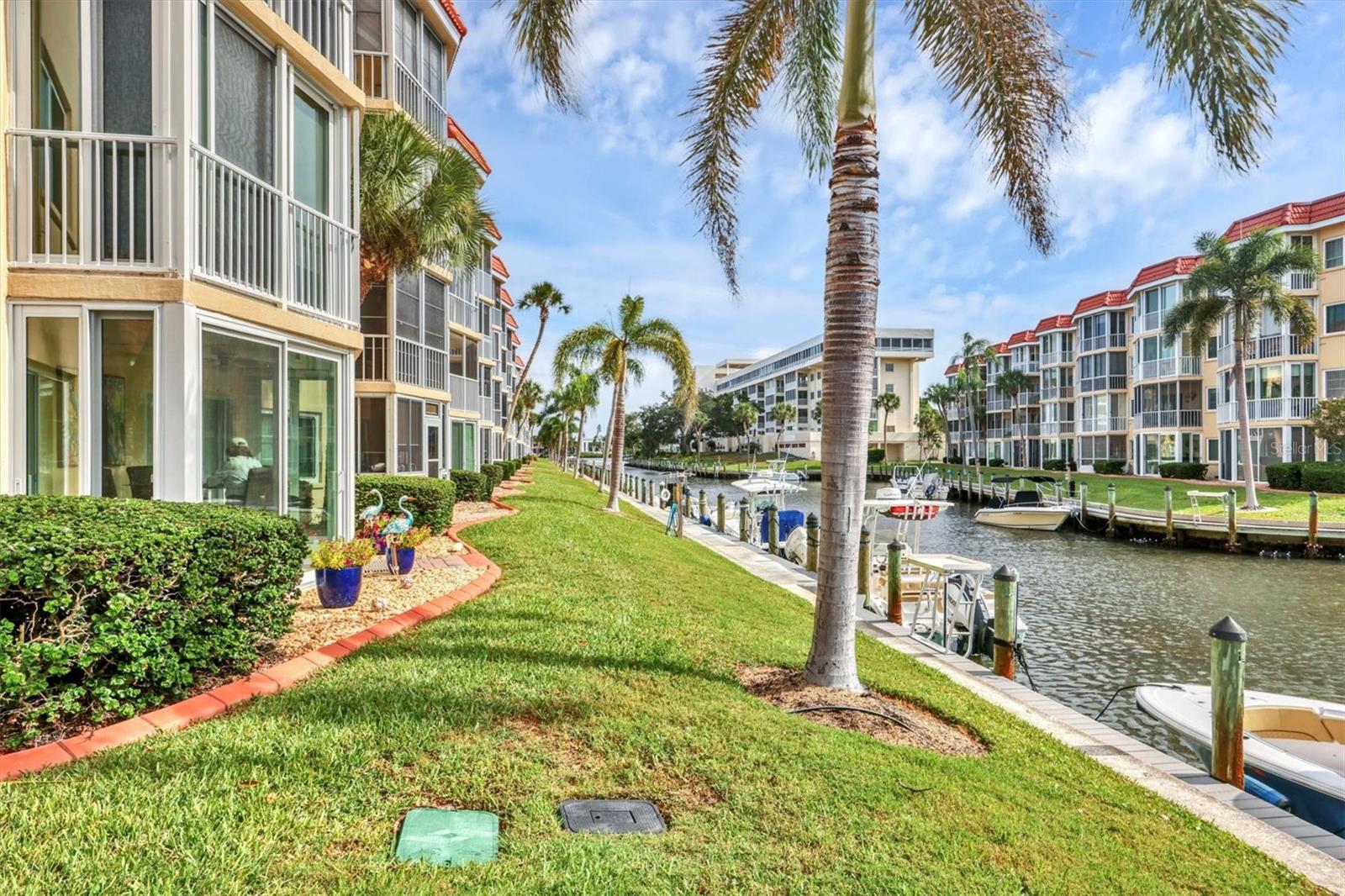 1250 N PORTOFINO DR #303 — photo 21