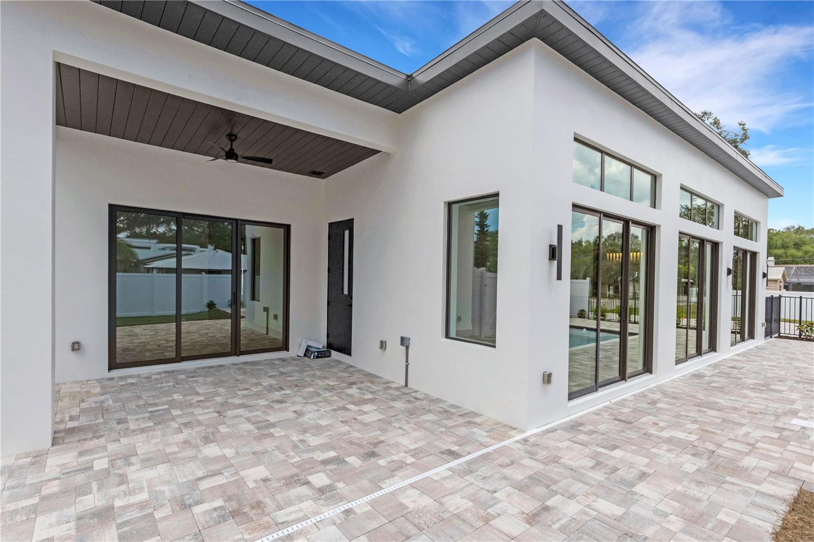 2079 HIBISCUS ST — photo 31