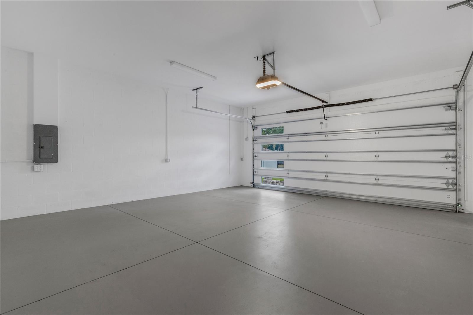 2079 HIBISCUS ST — photo 33