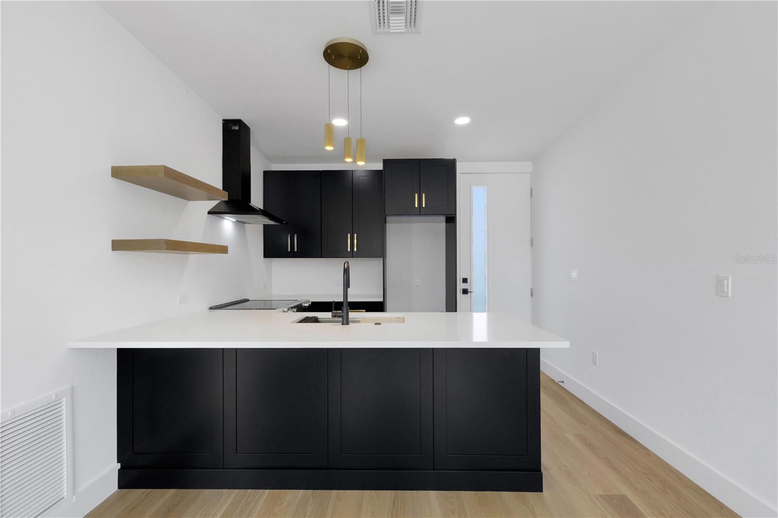 2079 HIBISCUS ST — photo 36