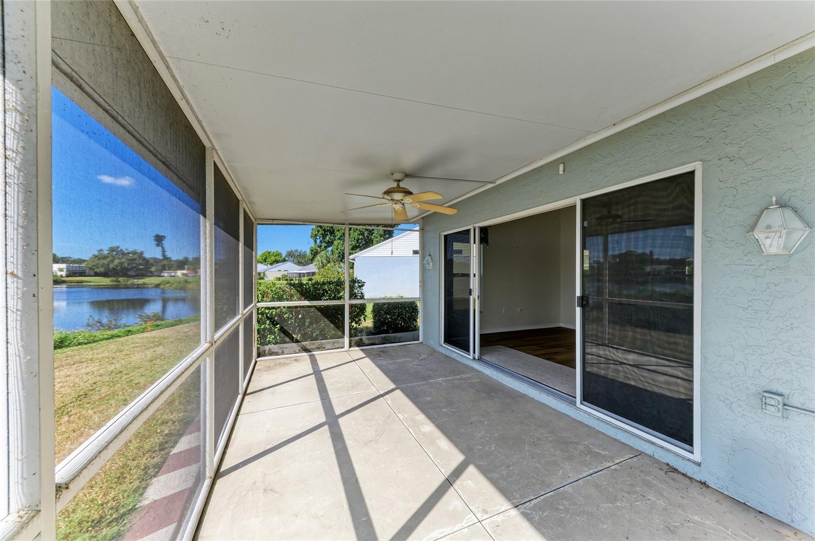 919 SPRING LAKES BLVD — photo 35