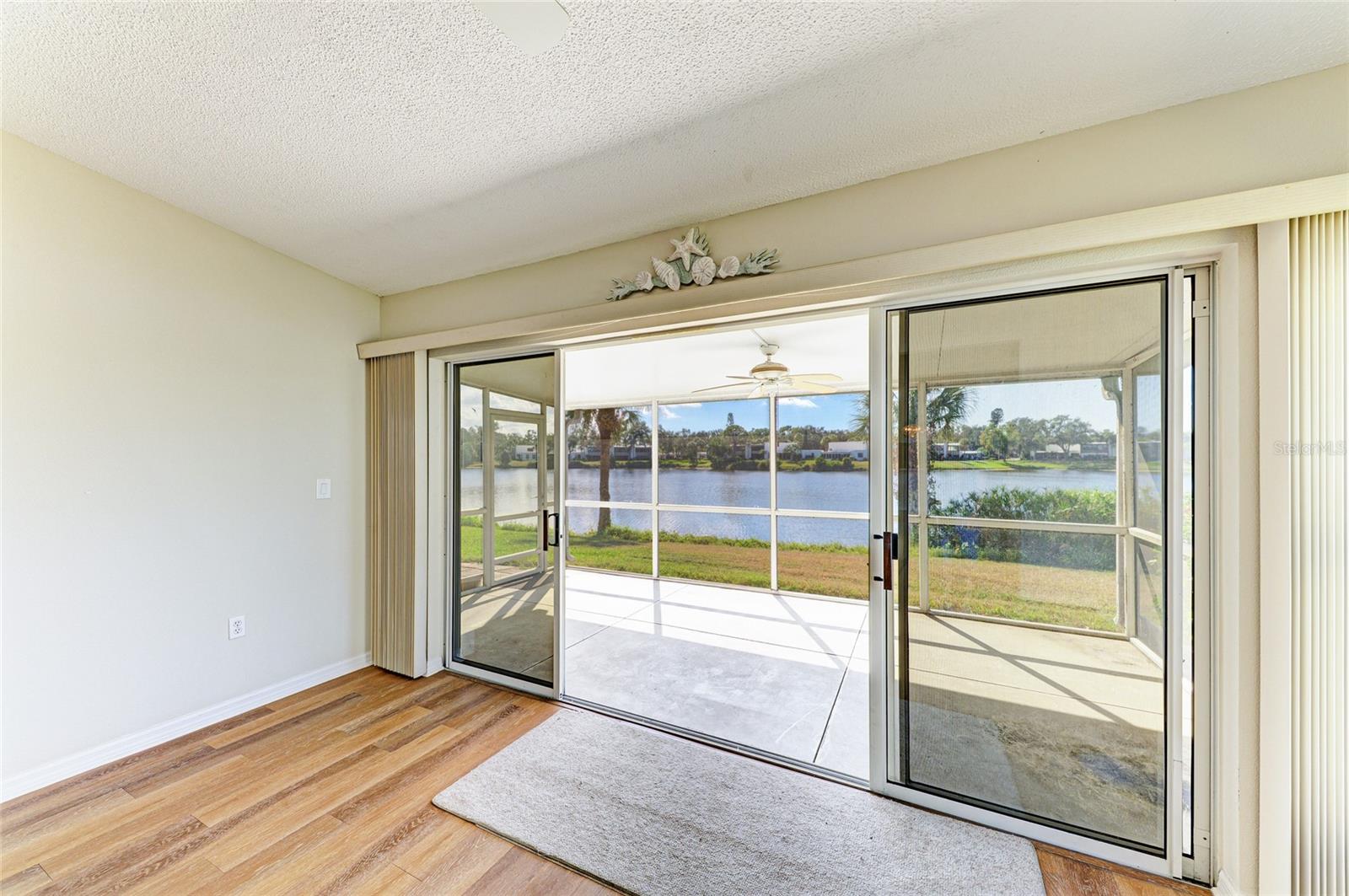 919 SPRING LAKES BLVD — photo 18