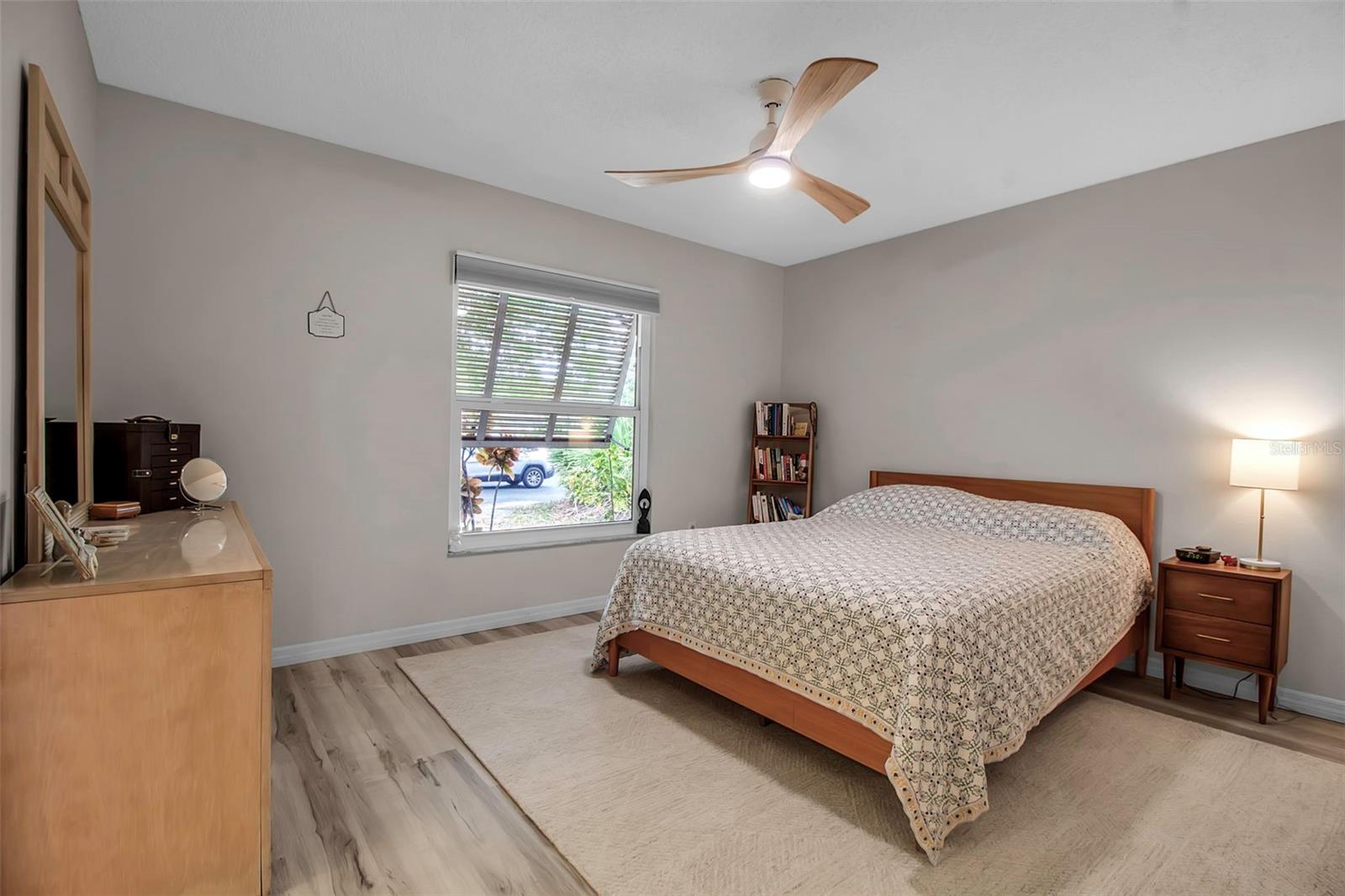 721 N JEFFERSON AVE #721 — photo 17