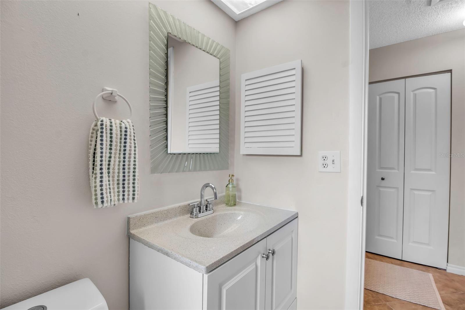 721 N JEFFERSON AVE #721 — photo 25