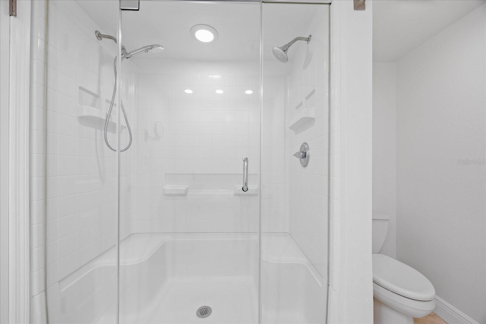 100 OAKMONT LN #101 — photo 21
