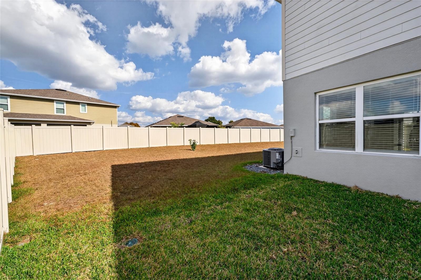 10196 AGAVE CT — photo 56