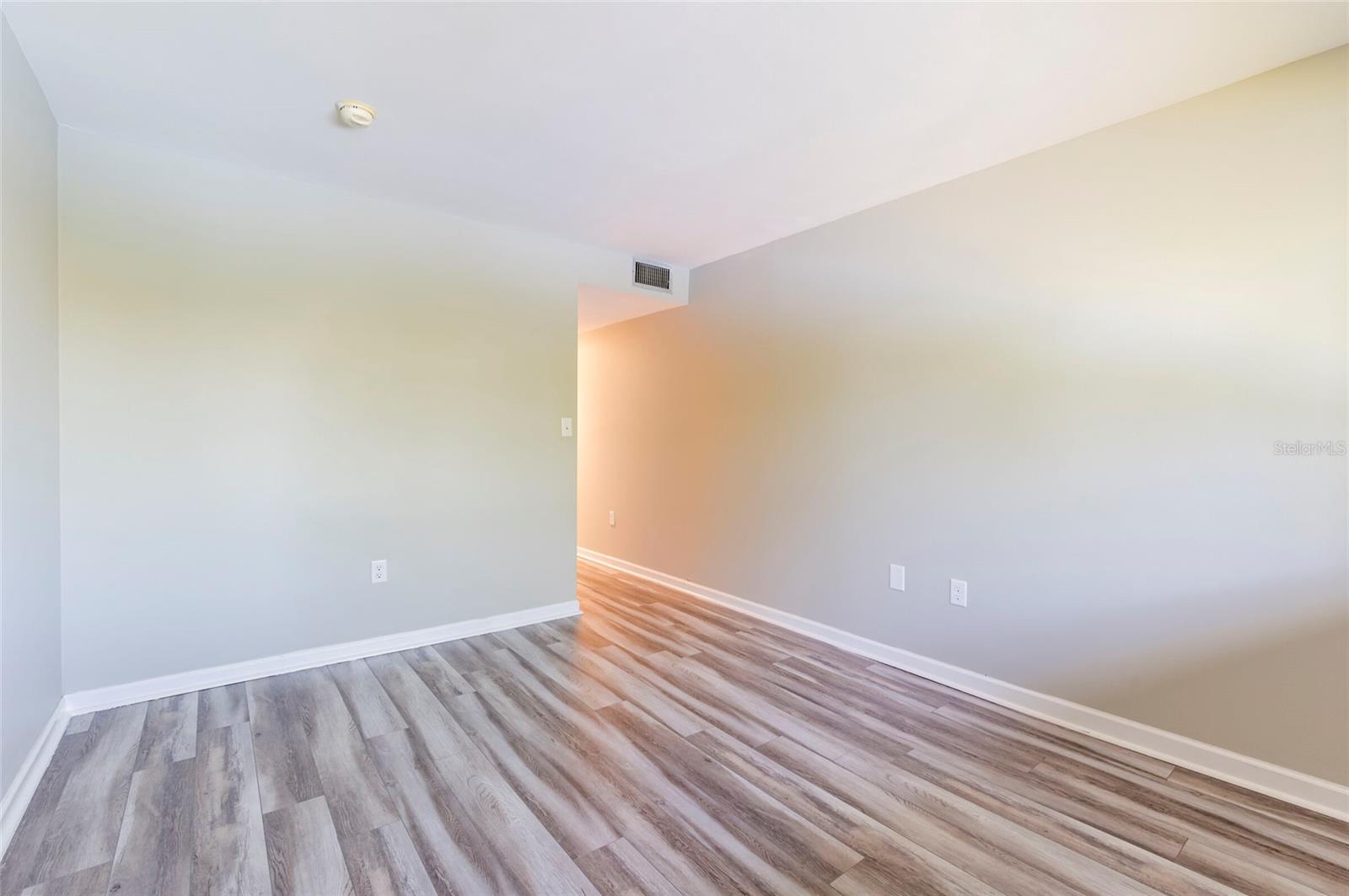 735 S VILLAGE DR N #206 — photo 21