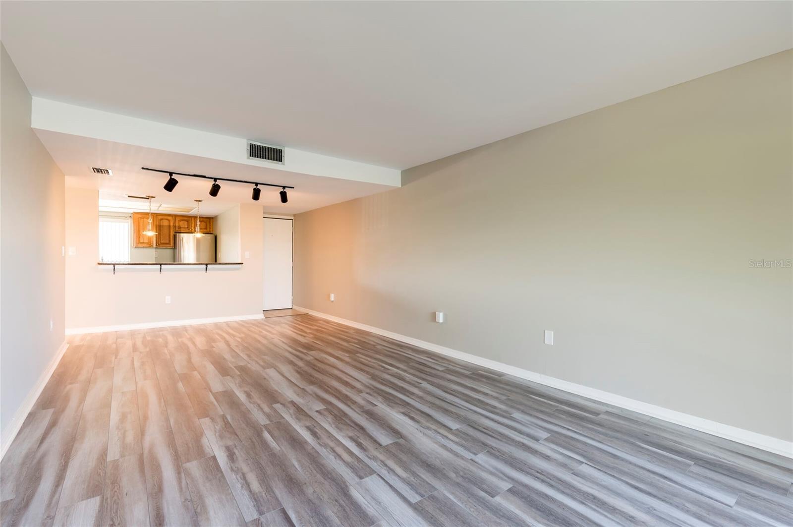 735 S VILLAGE DR N #206 — photo 17