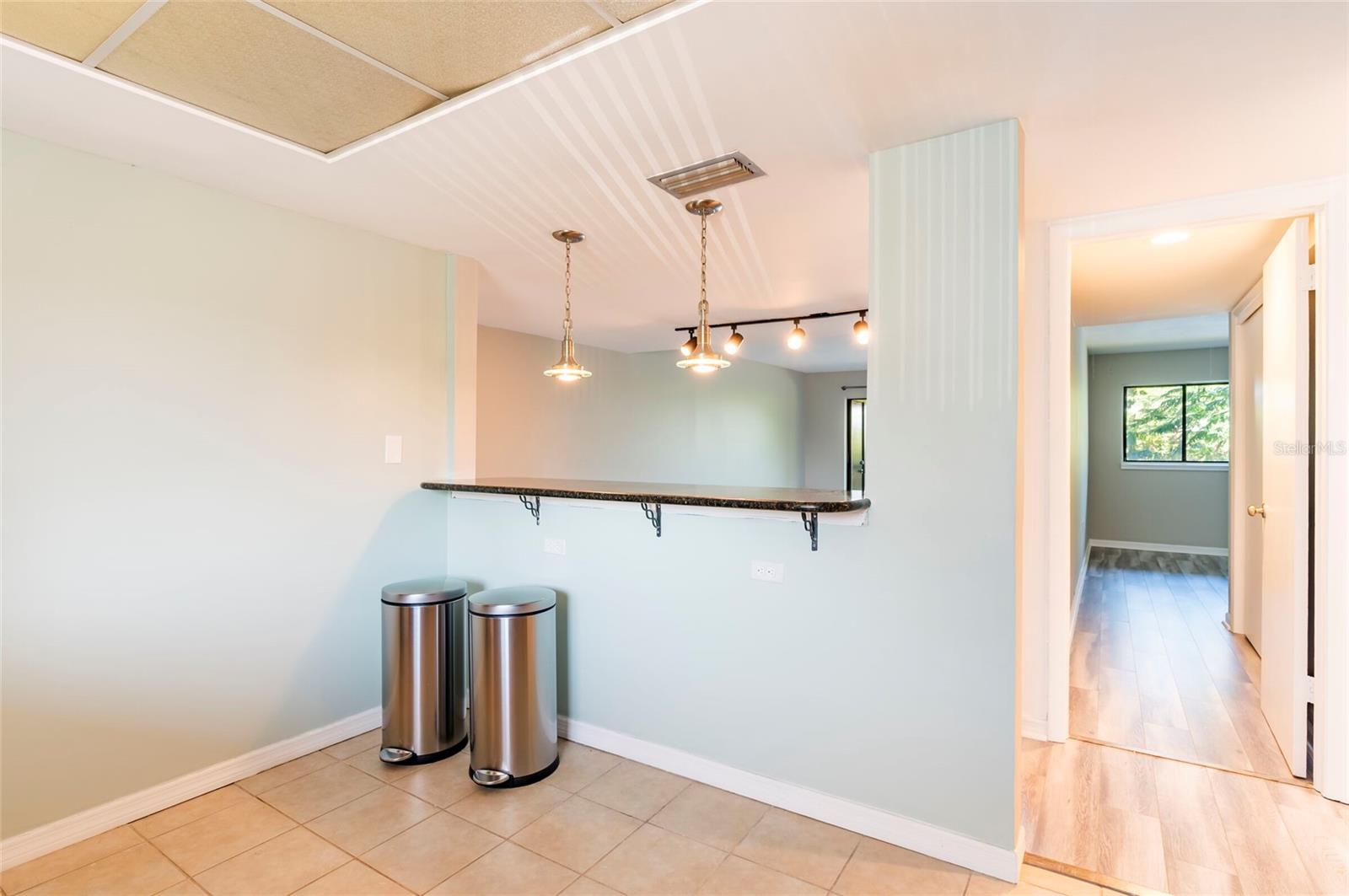 735 S VILLAGE DR N #206 — photo 8