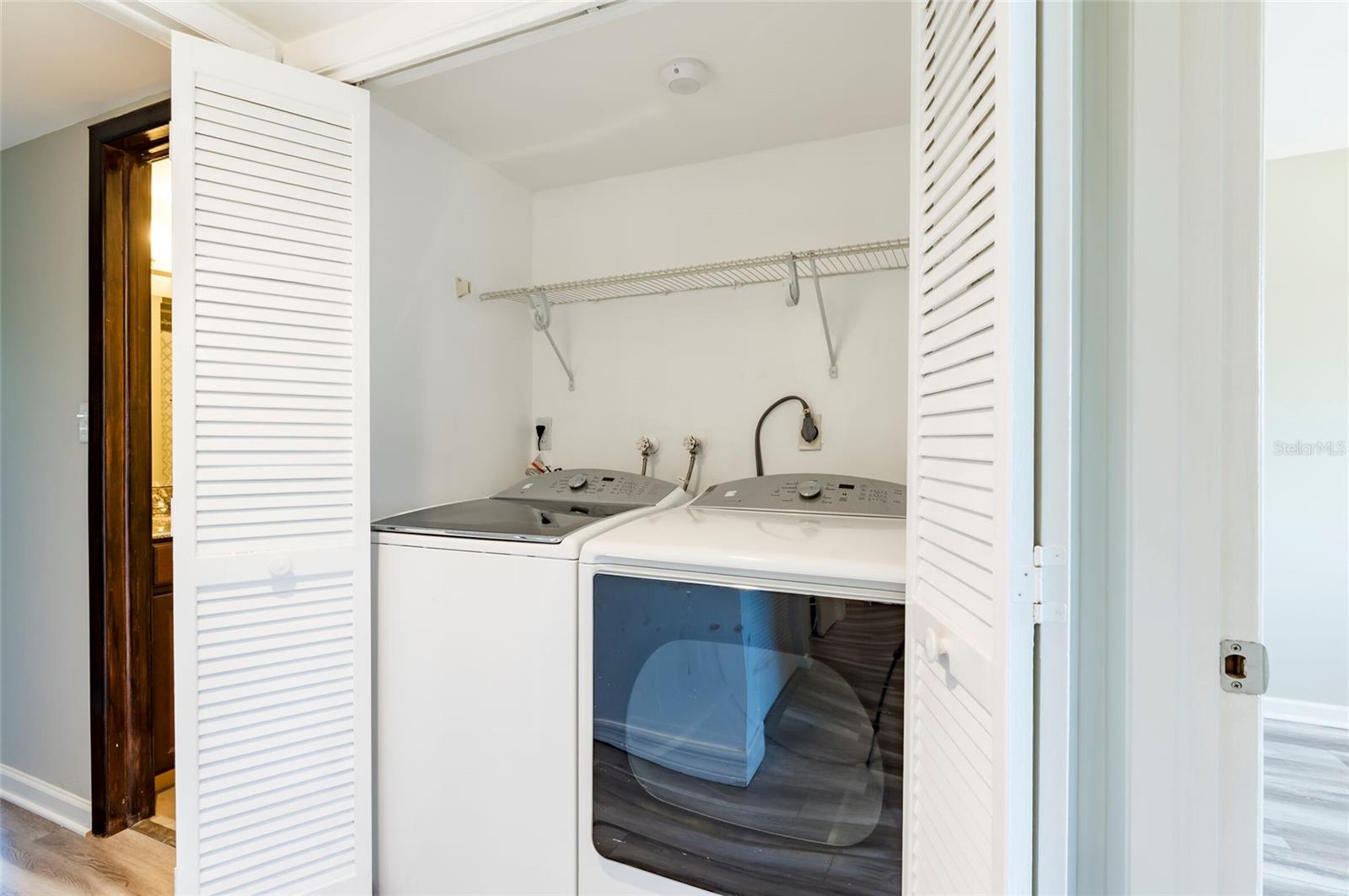 735 S VILLAGE DR N #206 — photo 23