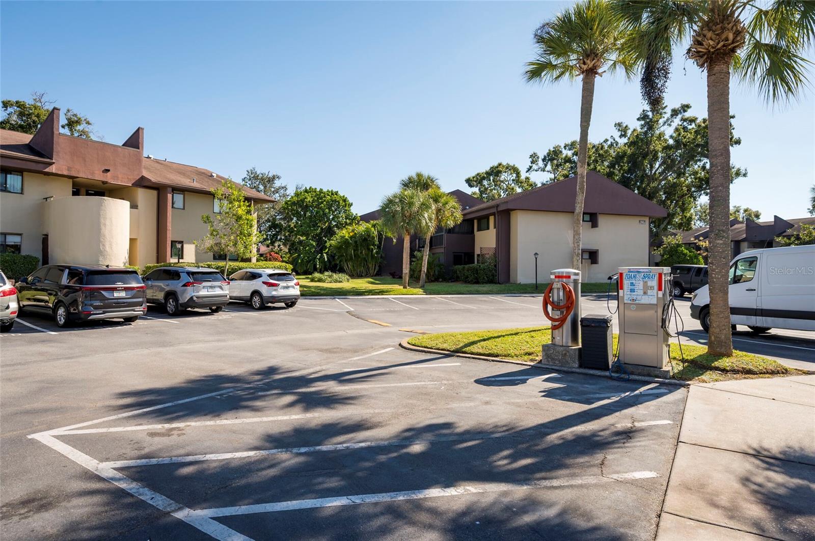 735 S VILLAGE DR N #206 — photo 35