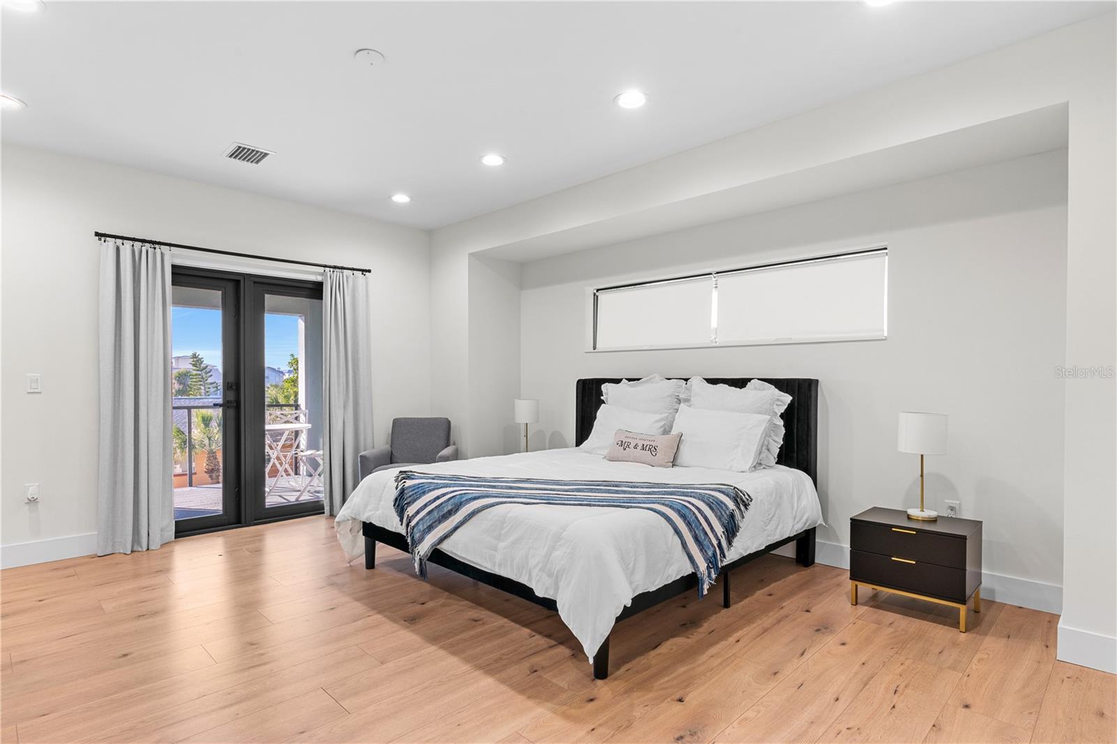 2200 BAY BLVD #B — photo 42