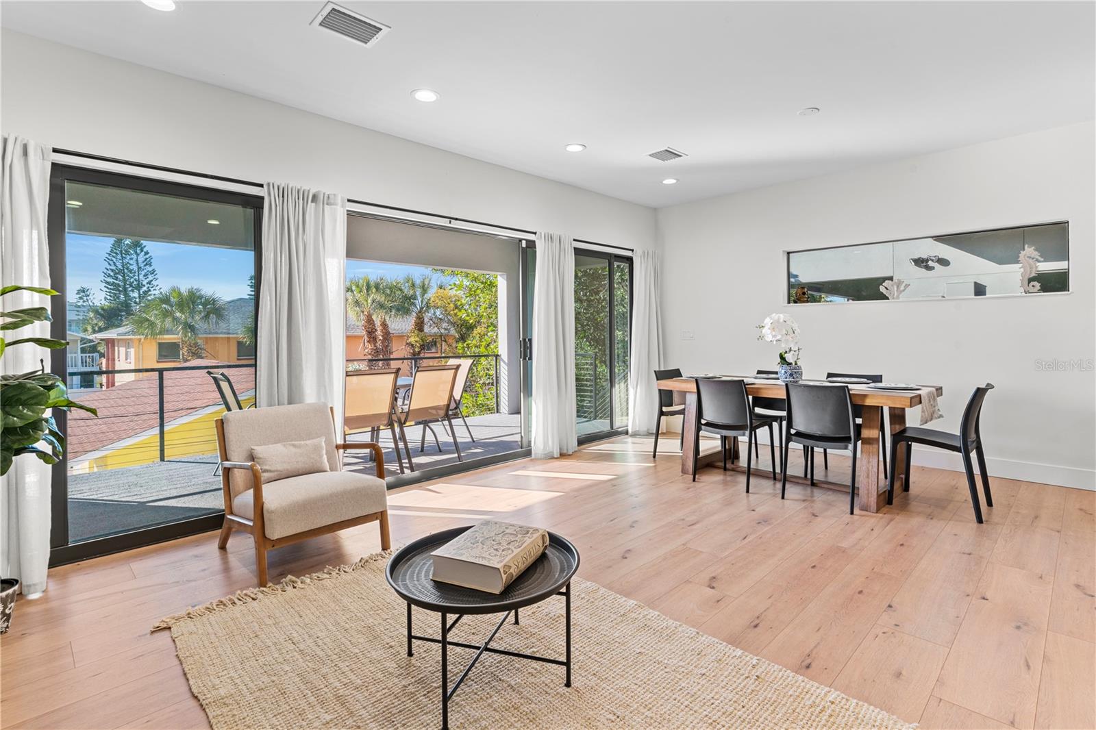 2200 BAY BLVD #B — photo 25