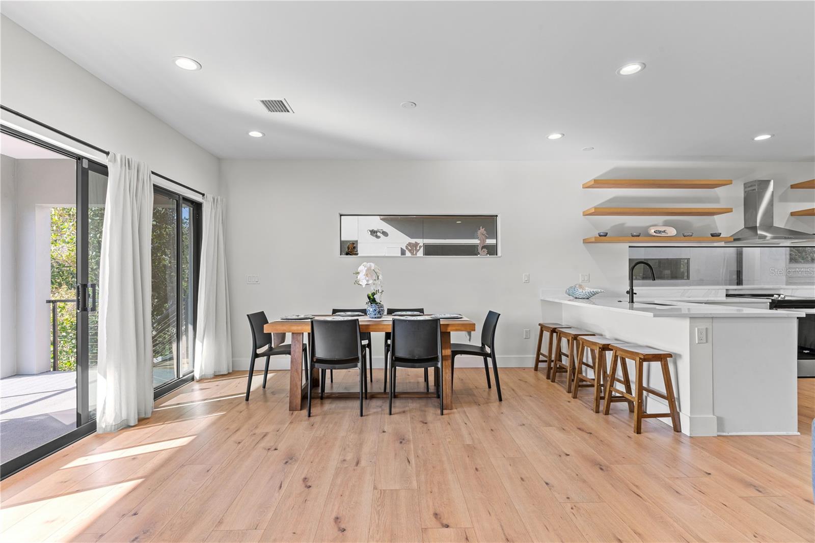 2200 BAY BLVD #B — photo 27