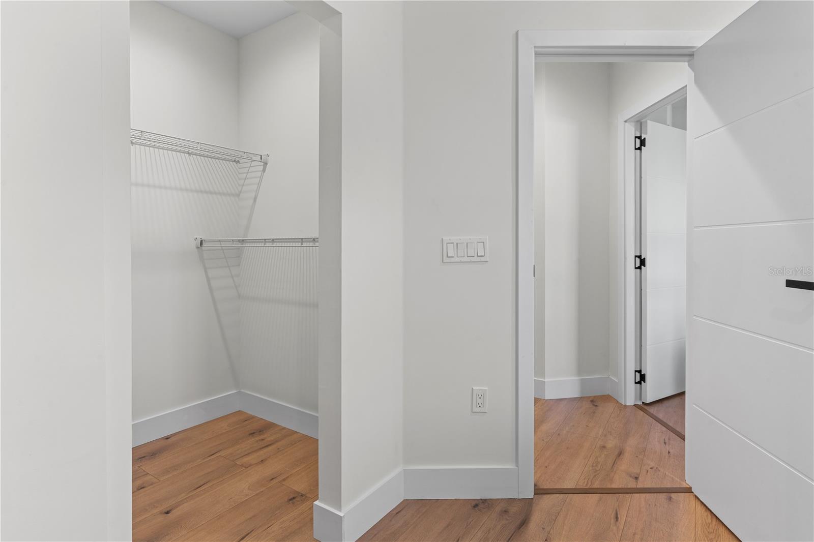 2200 BAY BLVD #B — photo 64