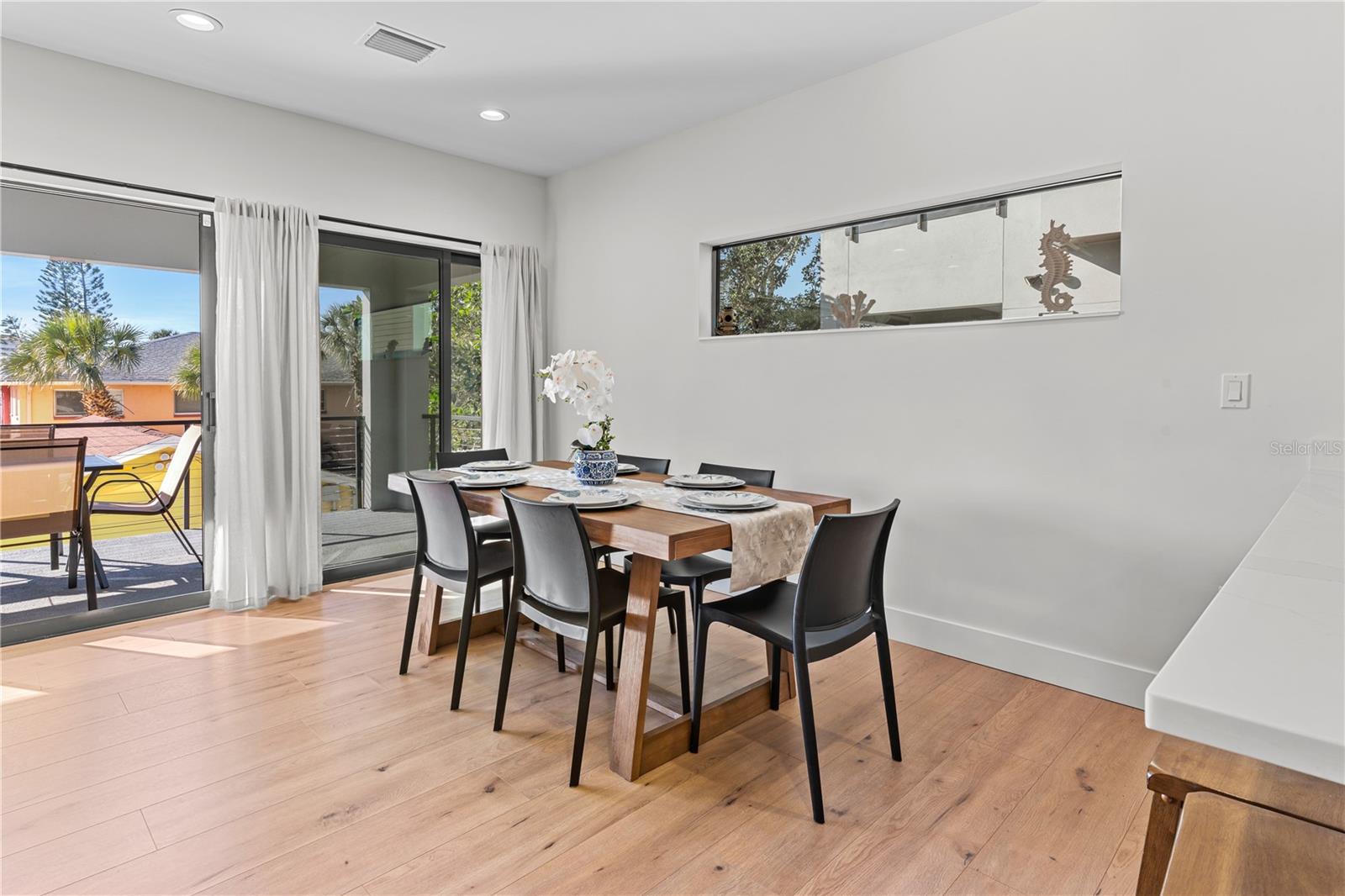 2200 BAY BLVD #B — photo 28