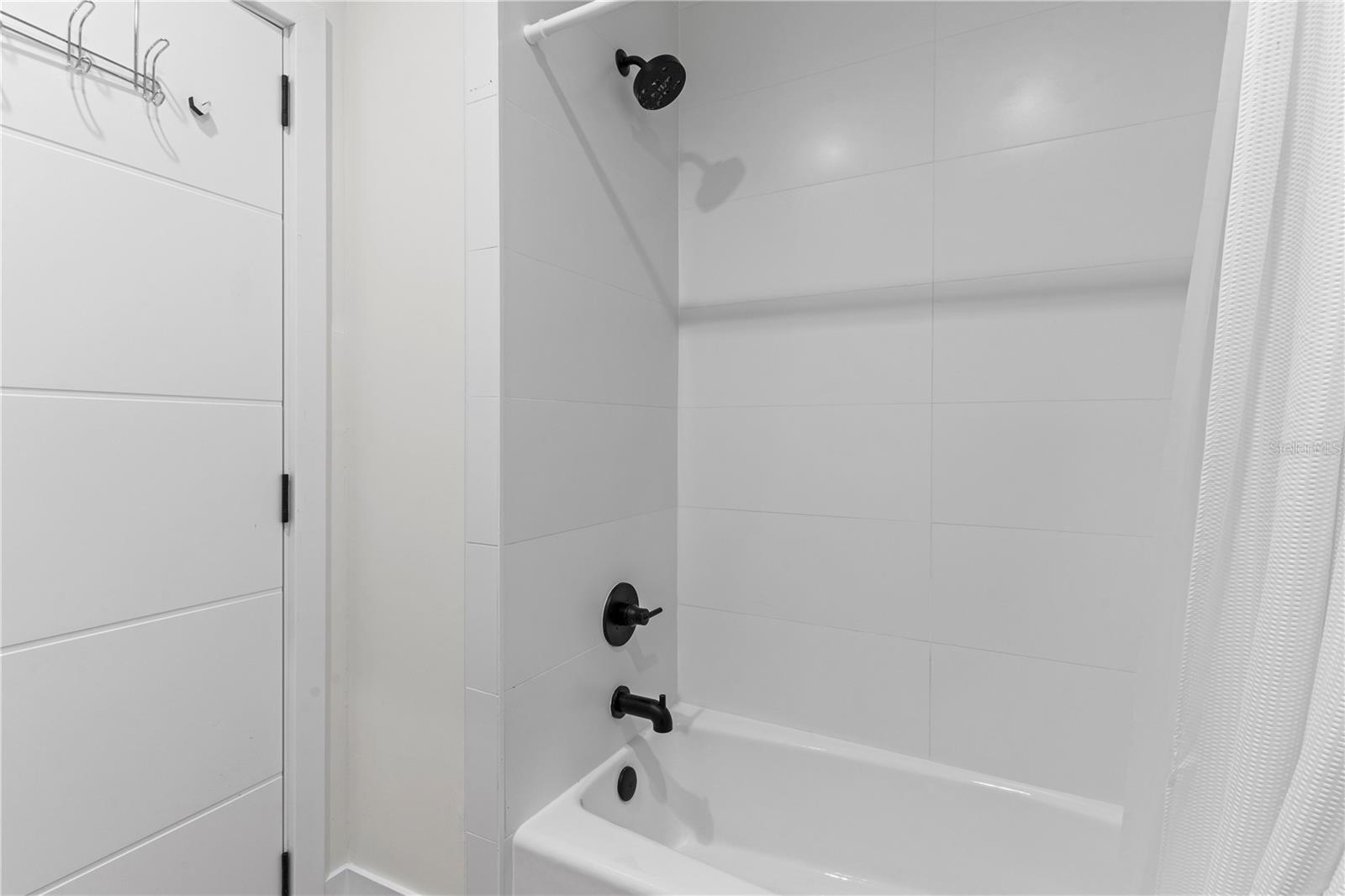 2200 BAY BLVD #B — photo 63