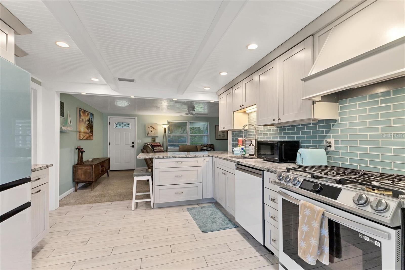 1686 CHAPLINE LN — photo 13