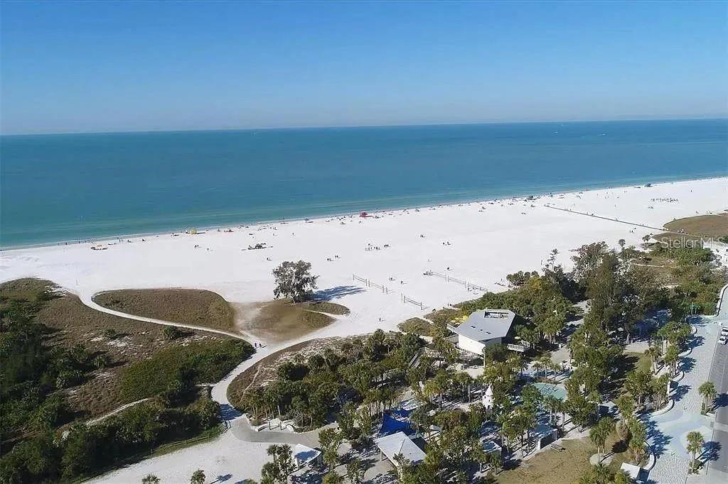 1650 STICKNEY POINT RD #50-202 — photo 40