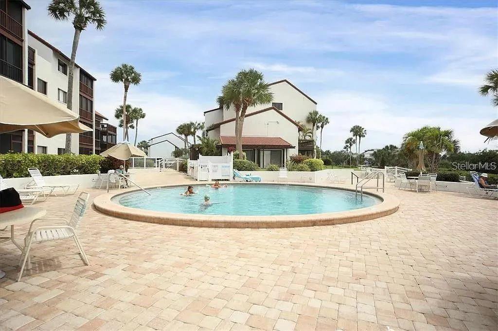 1650 STICKNEY POINT RD #50-202 — photo 25