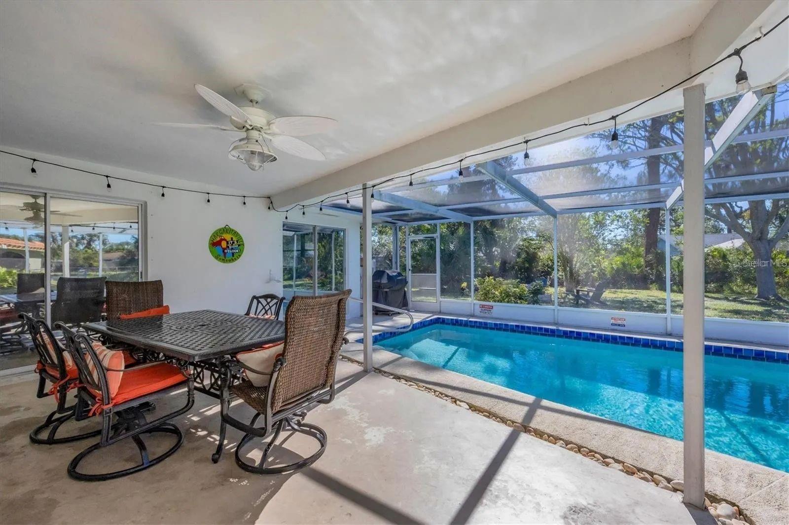 2410 CASS ST — photo 25