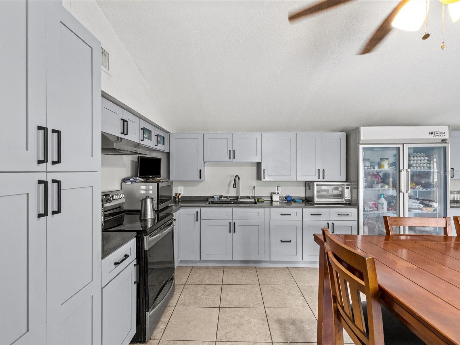 12218 ELKTON AVE — photo 3