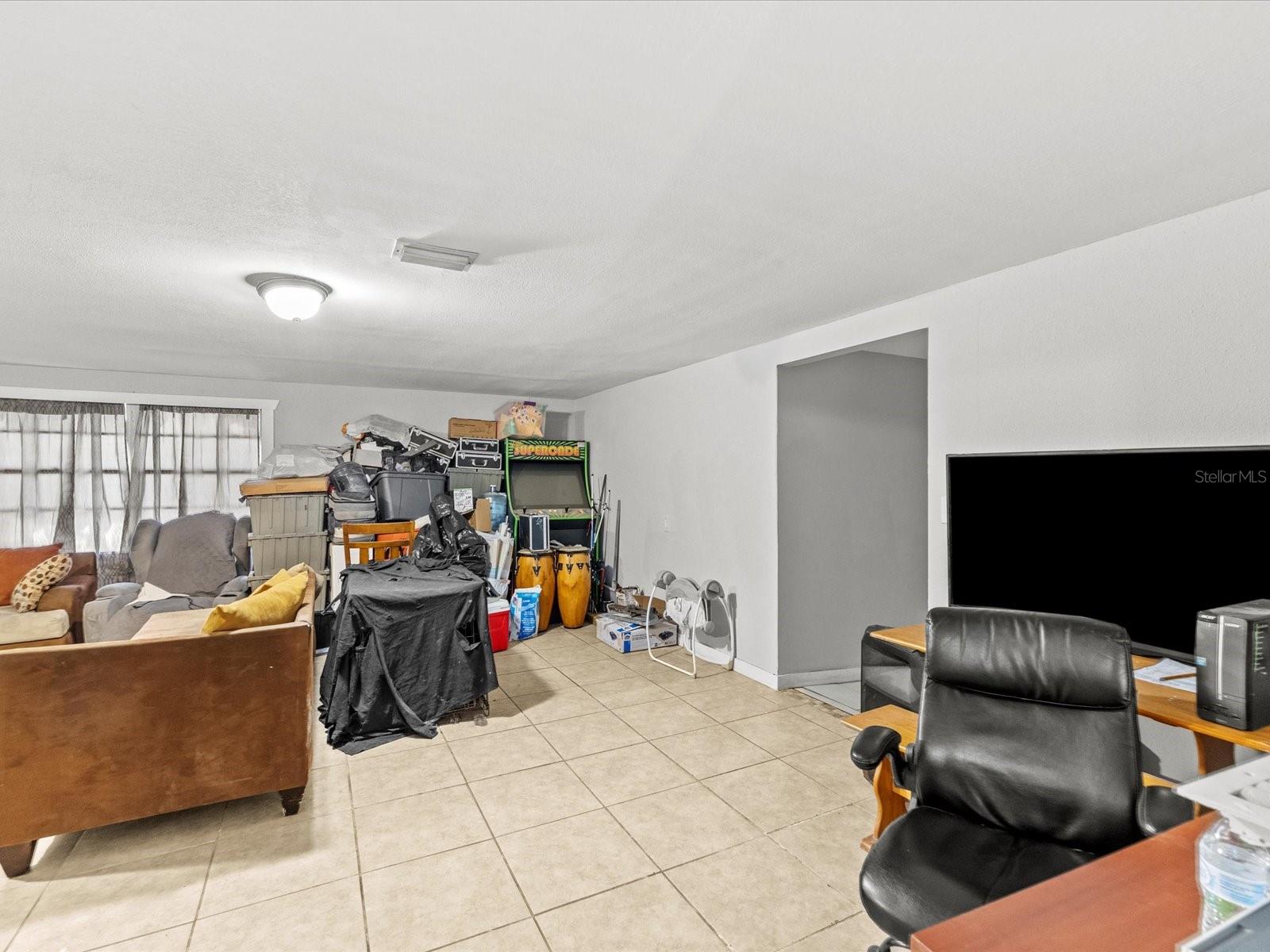 12218 ELKTON AVE — photo 9