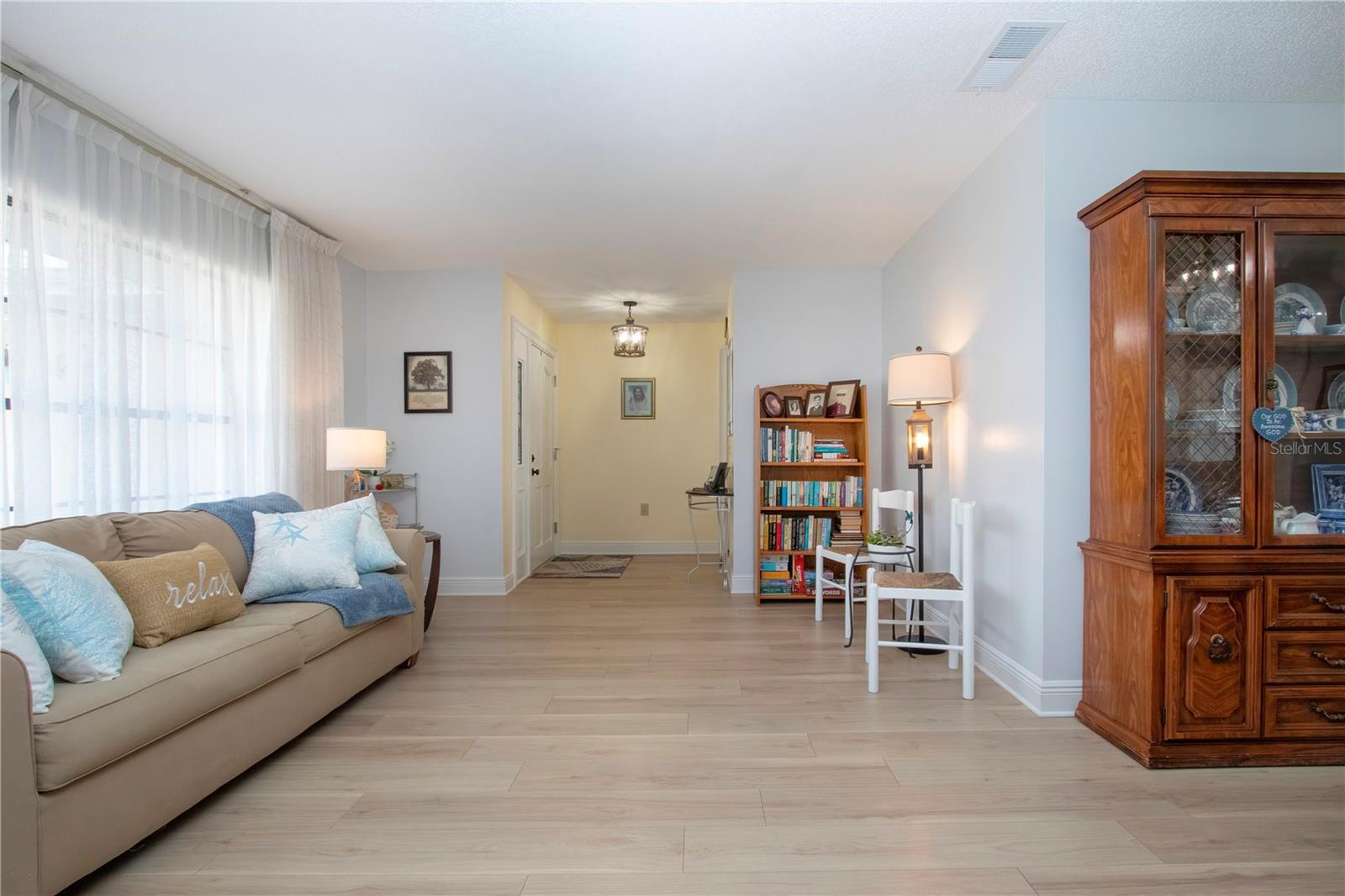 2016 E VIEW DR — photo 13