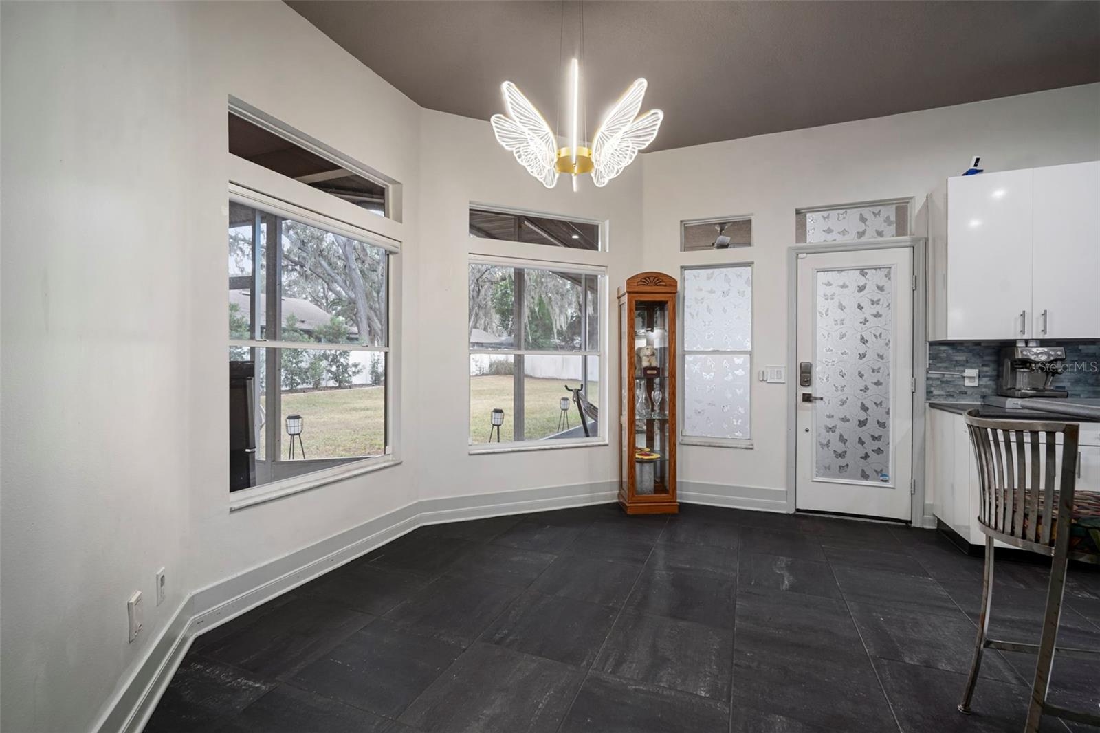 424 SUMMIT CHASE DR — photo 19
