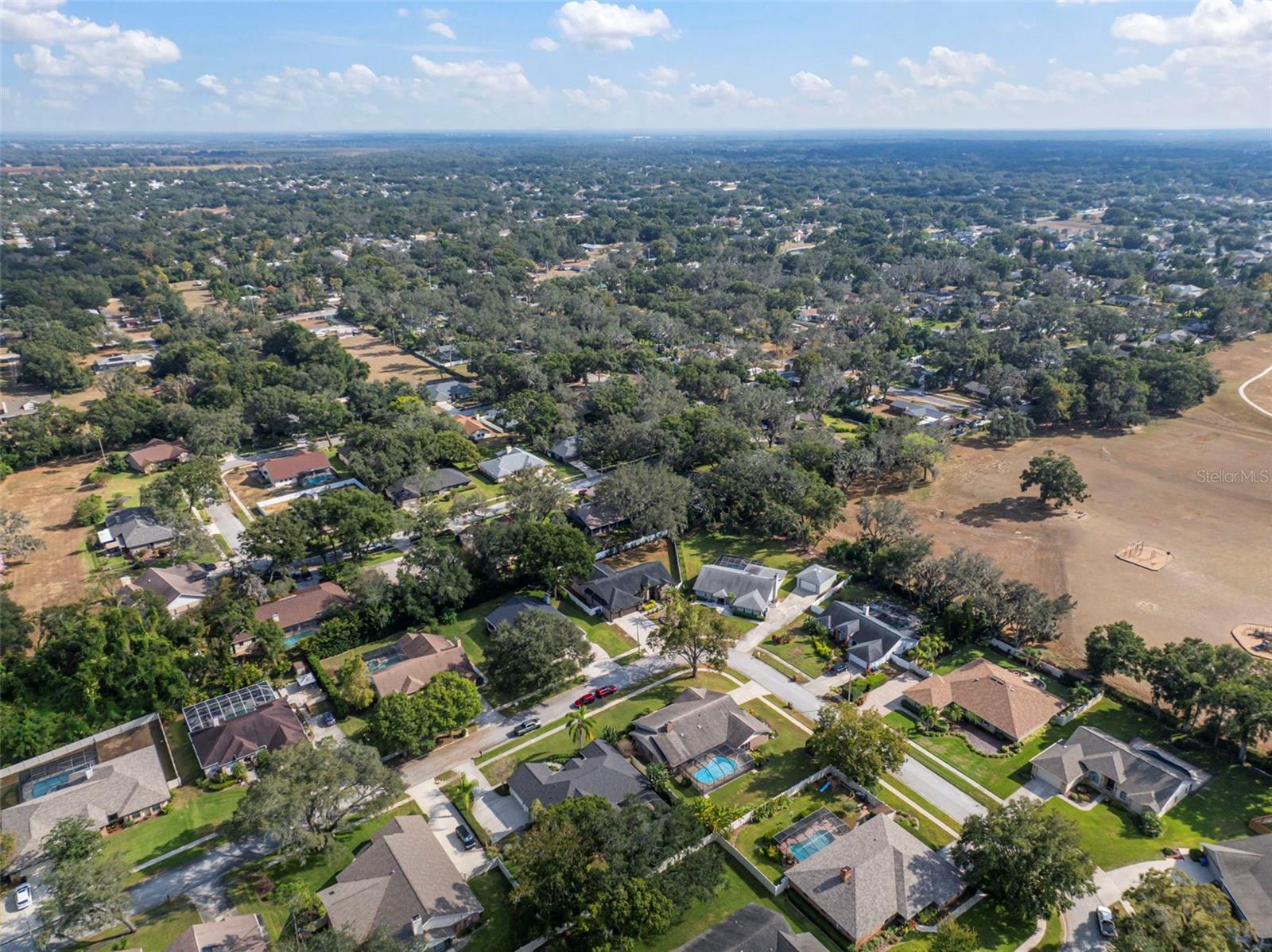 424 SUMMIT CHASE DR — photo 68