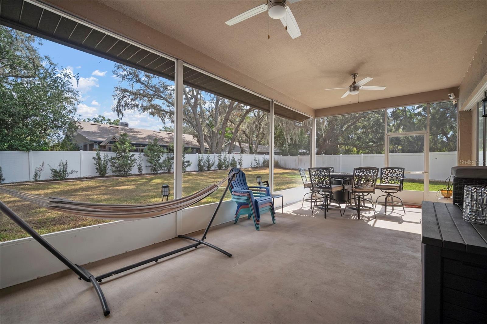 424 SUMMIT CHASE DR — photo 48
