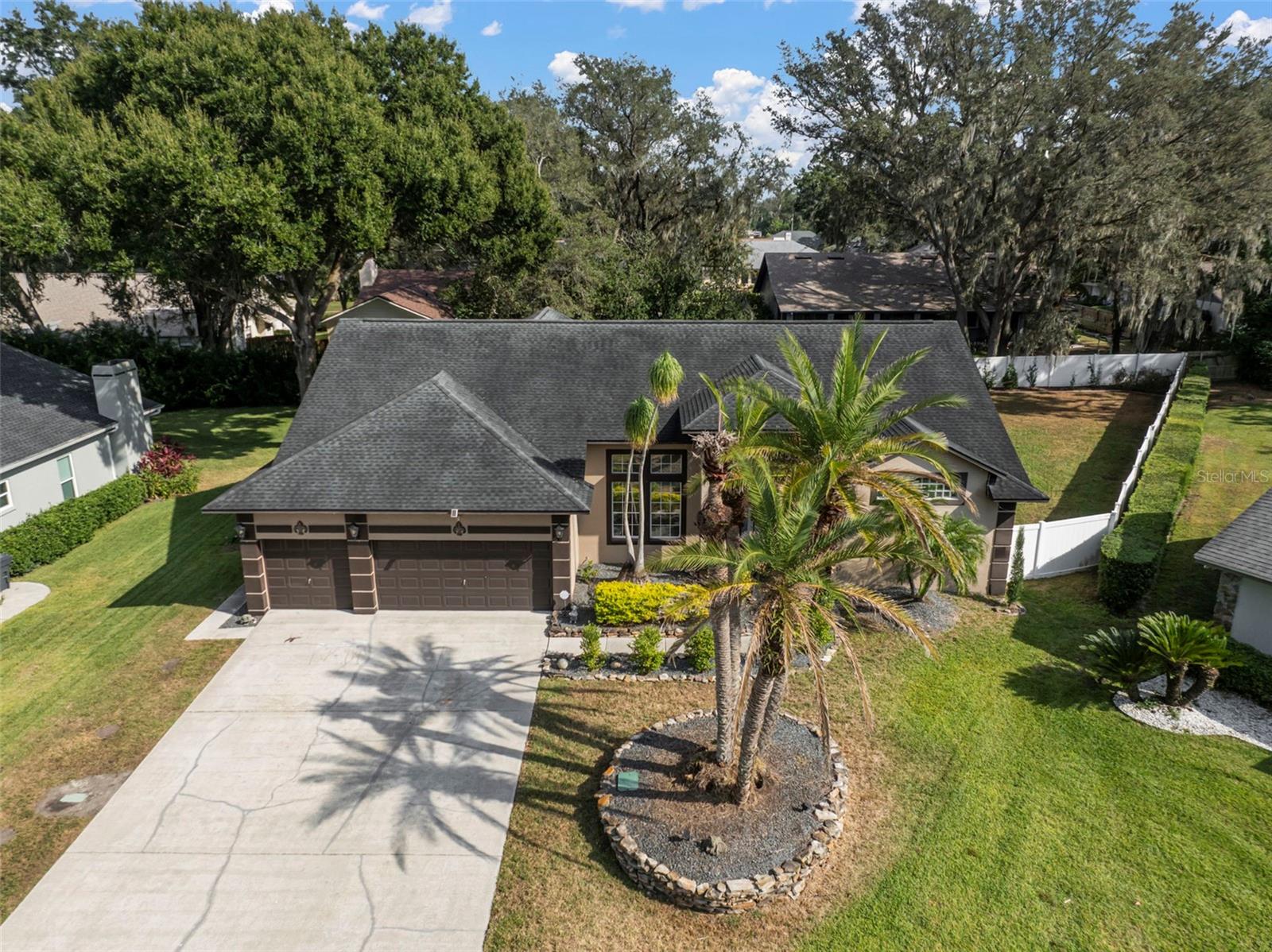 424 SUMMIT CHASE DR — photo 60