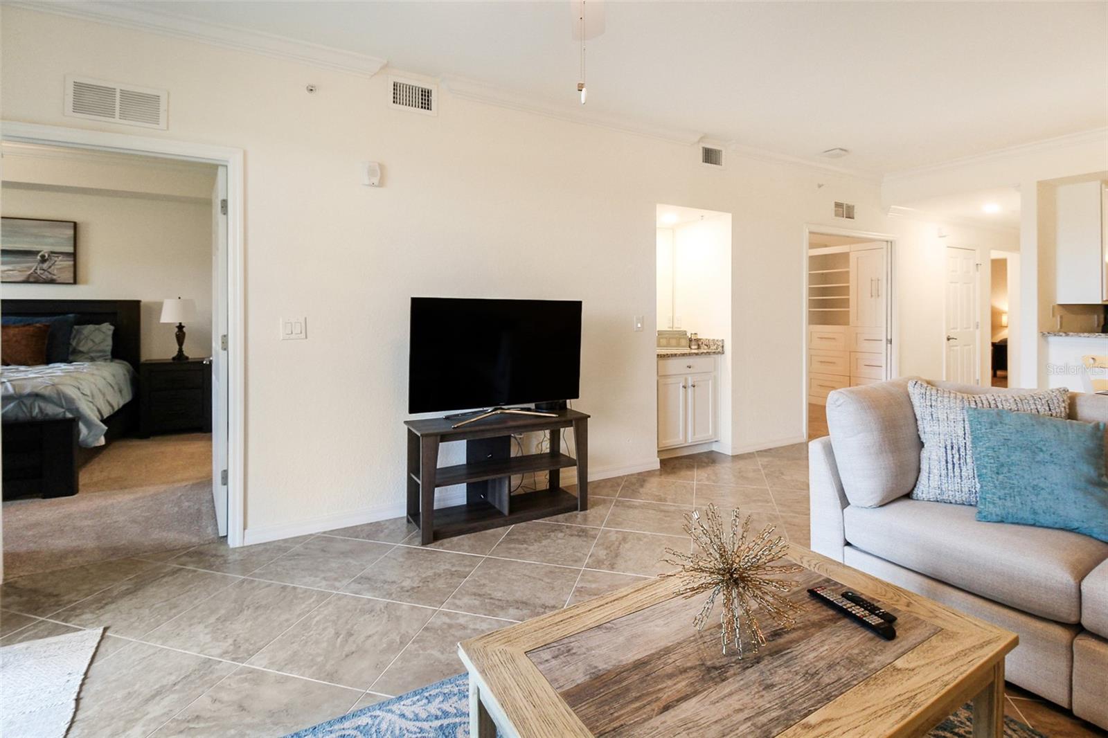5517 PALMER CIR #105 — photo 29