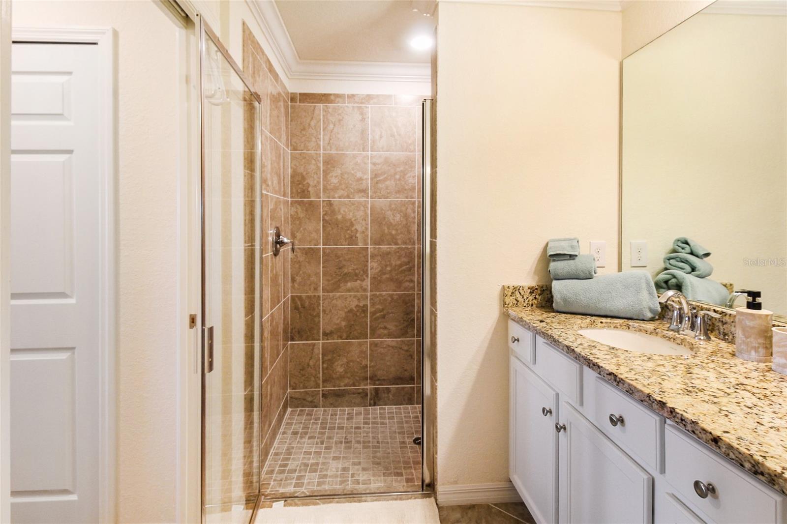 5517 PALMER CIR #105 — photo 43