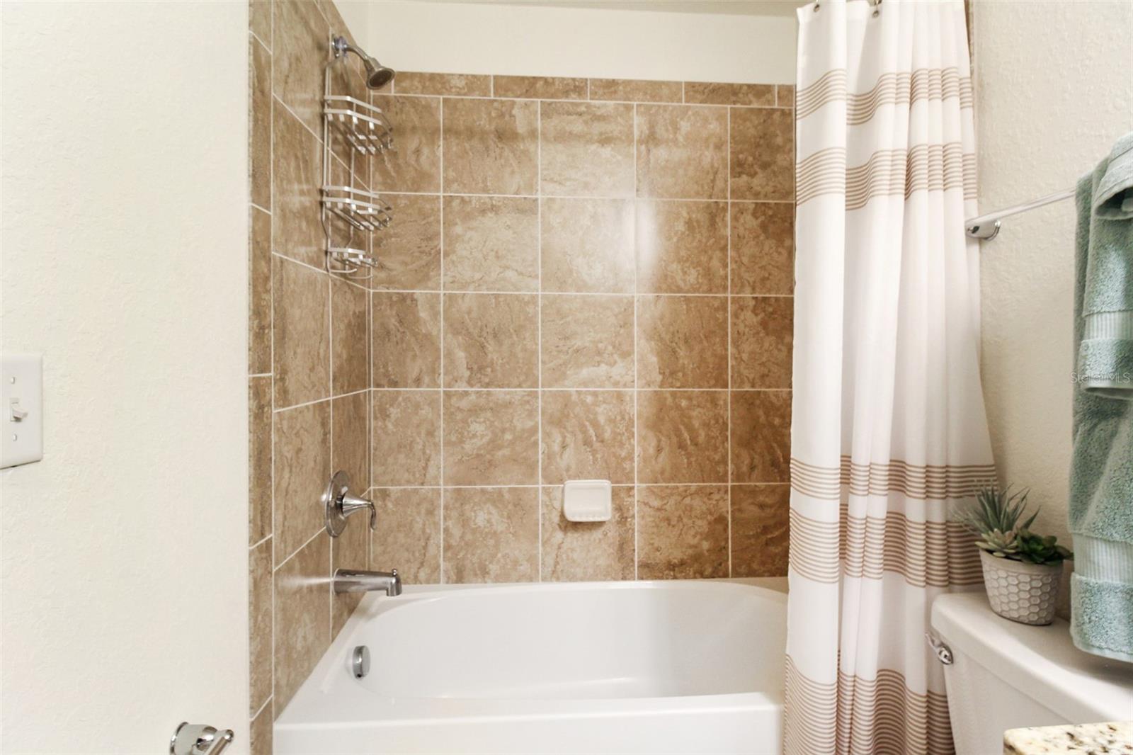 5517 PALMER CIR #105 — photo 18