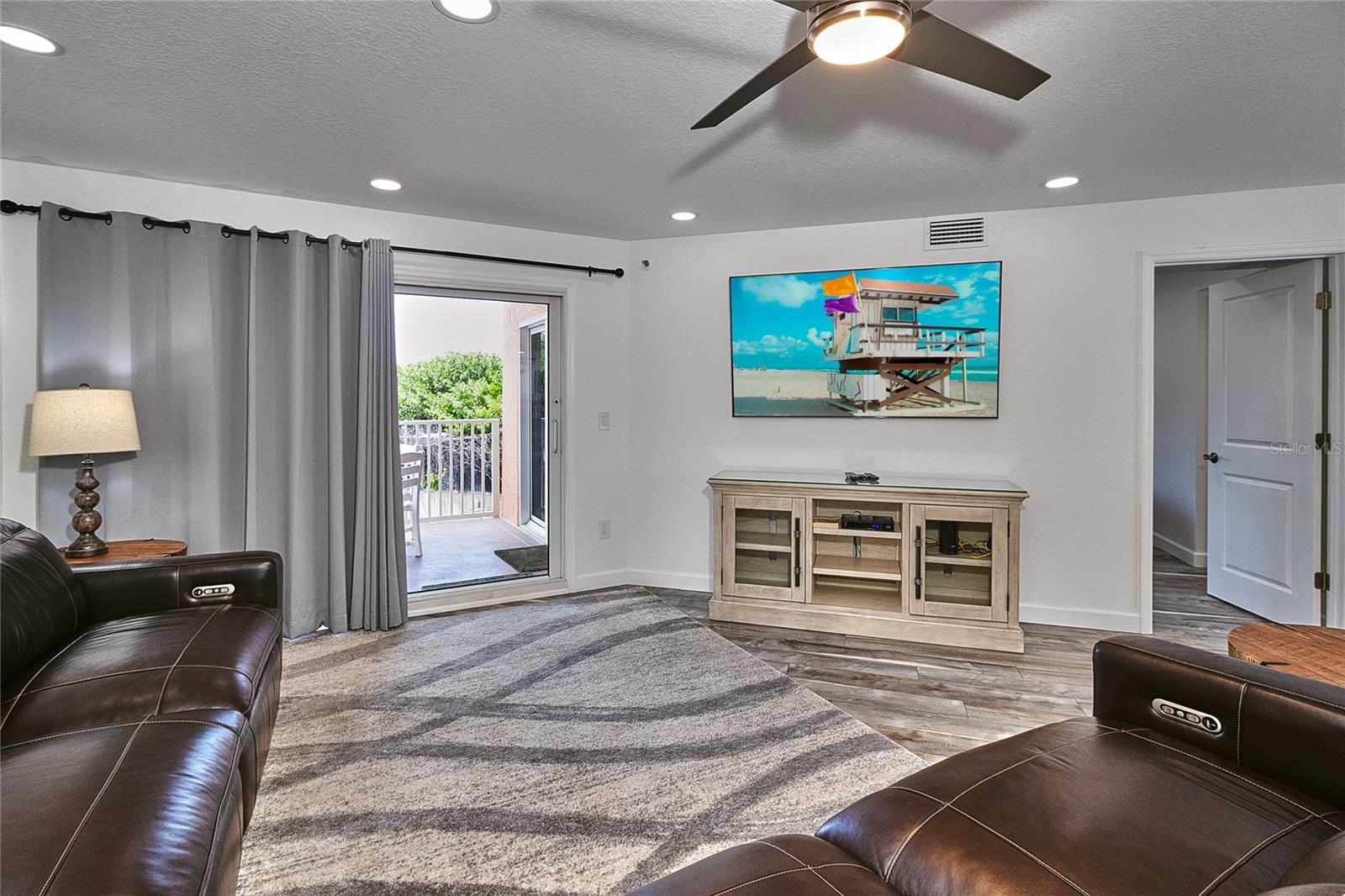 18400 GULF BLVD #1206 — photo 23