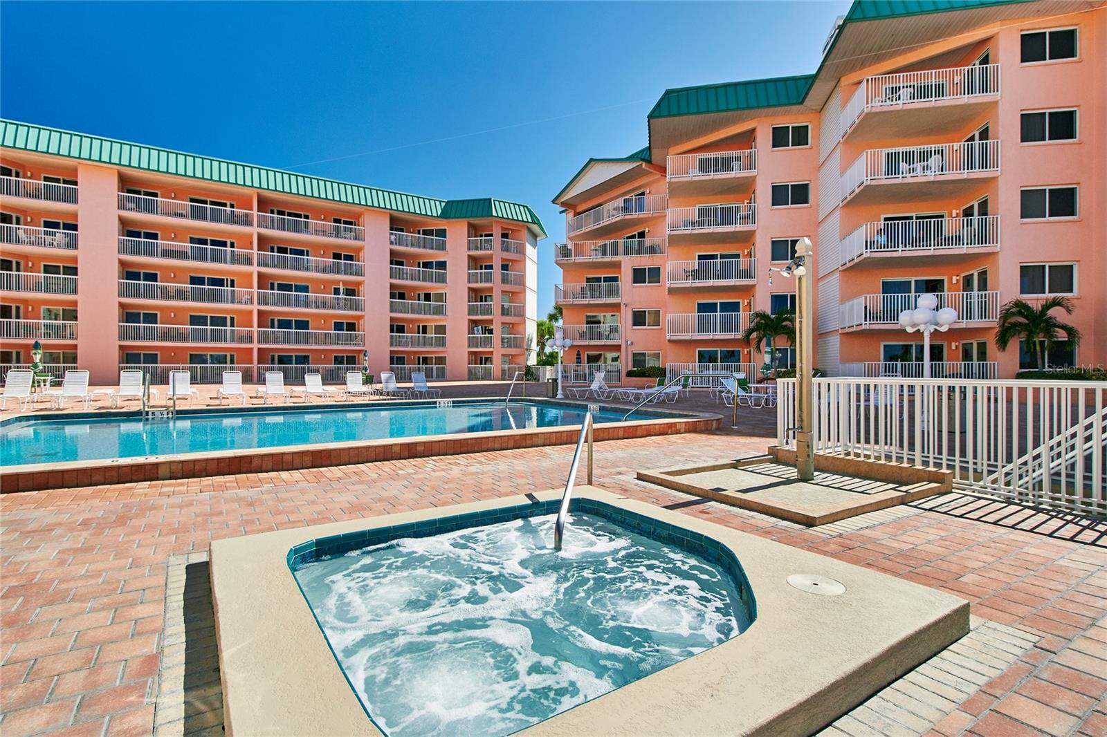 18400 GULF BLVD #1206 — photo 10