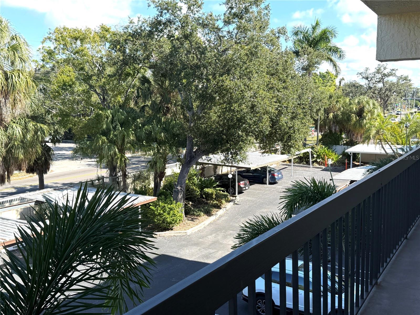 315 30TH AVE W #B305 — photo 28