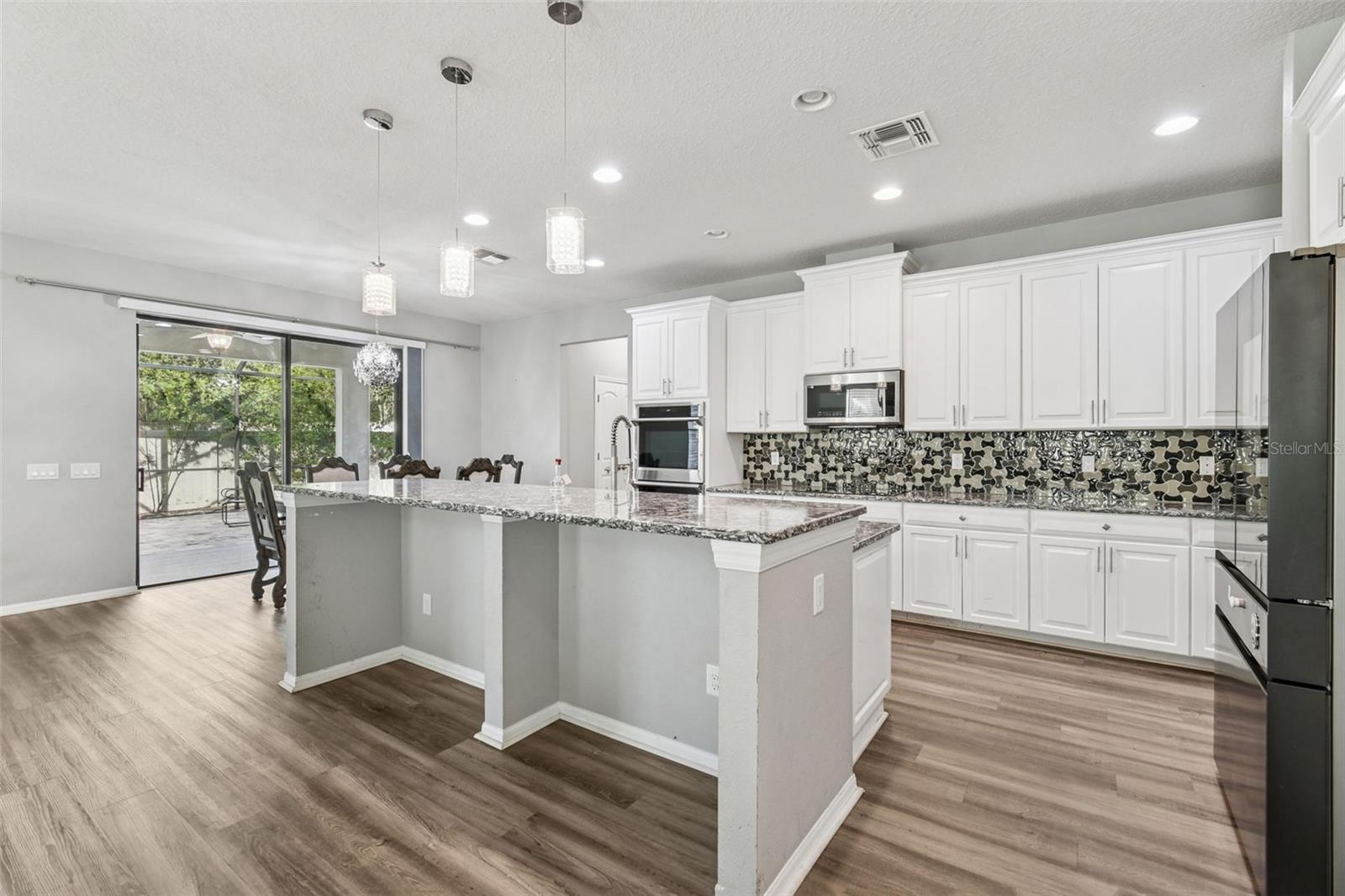 11748 ALBATROSS LN — photo 34