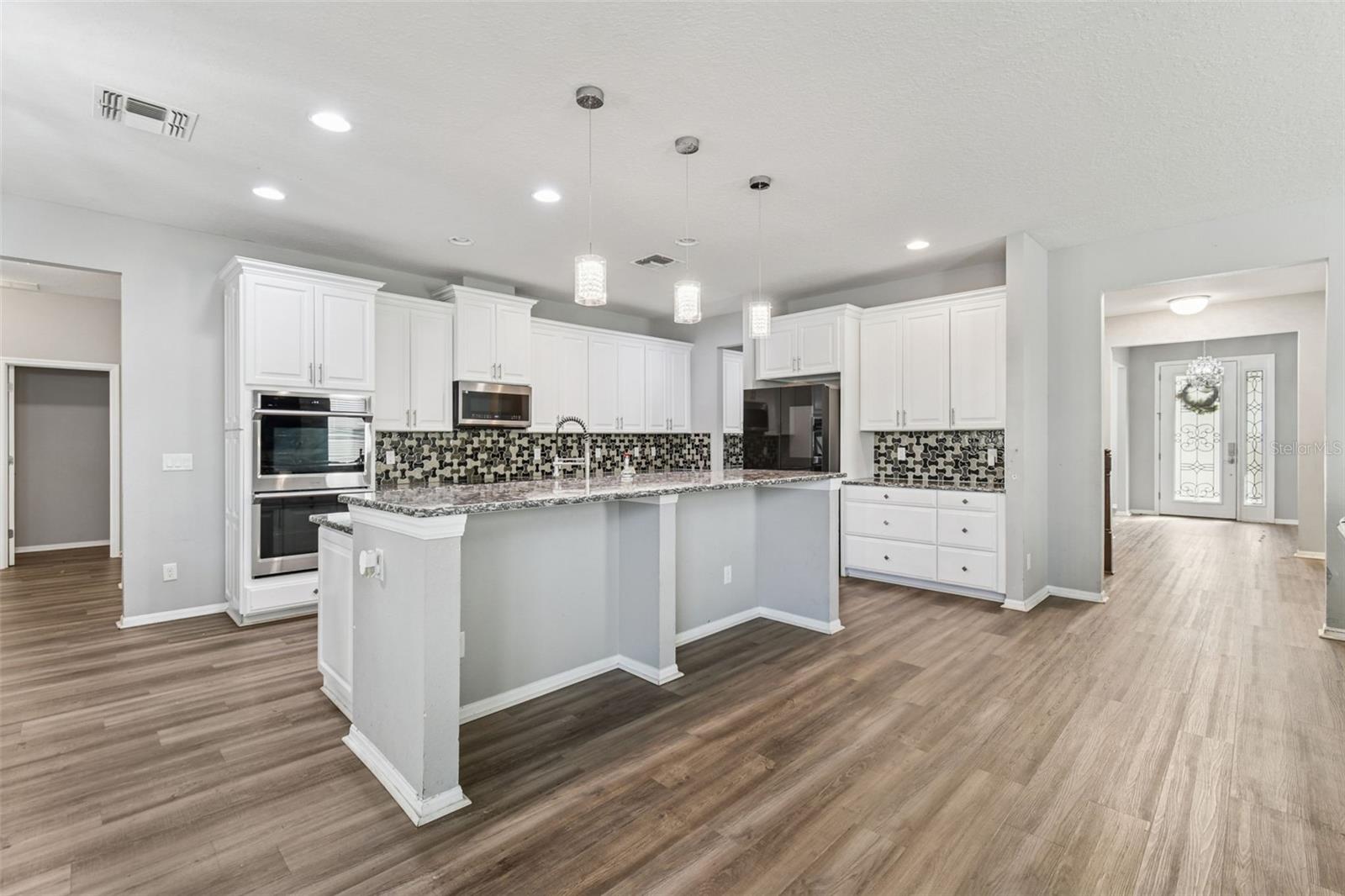 11748 ALBATROSS LN — photo 35