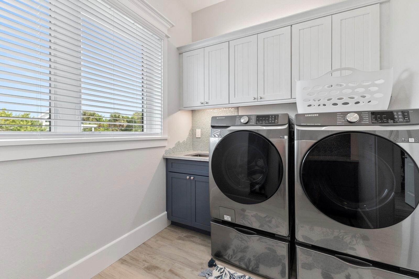 118 MANGROVE AVE — photo 30