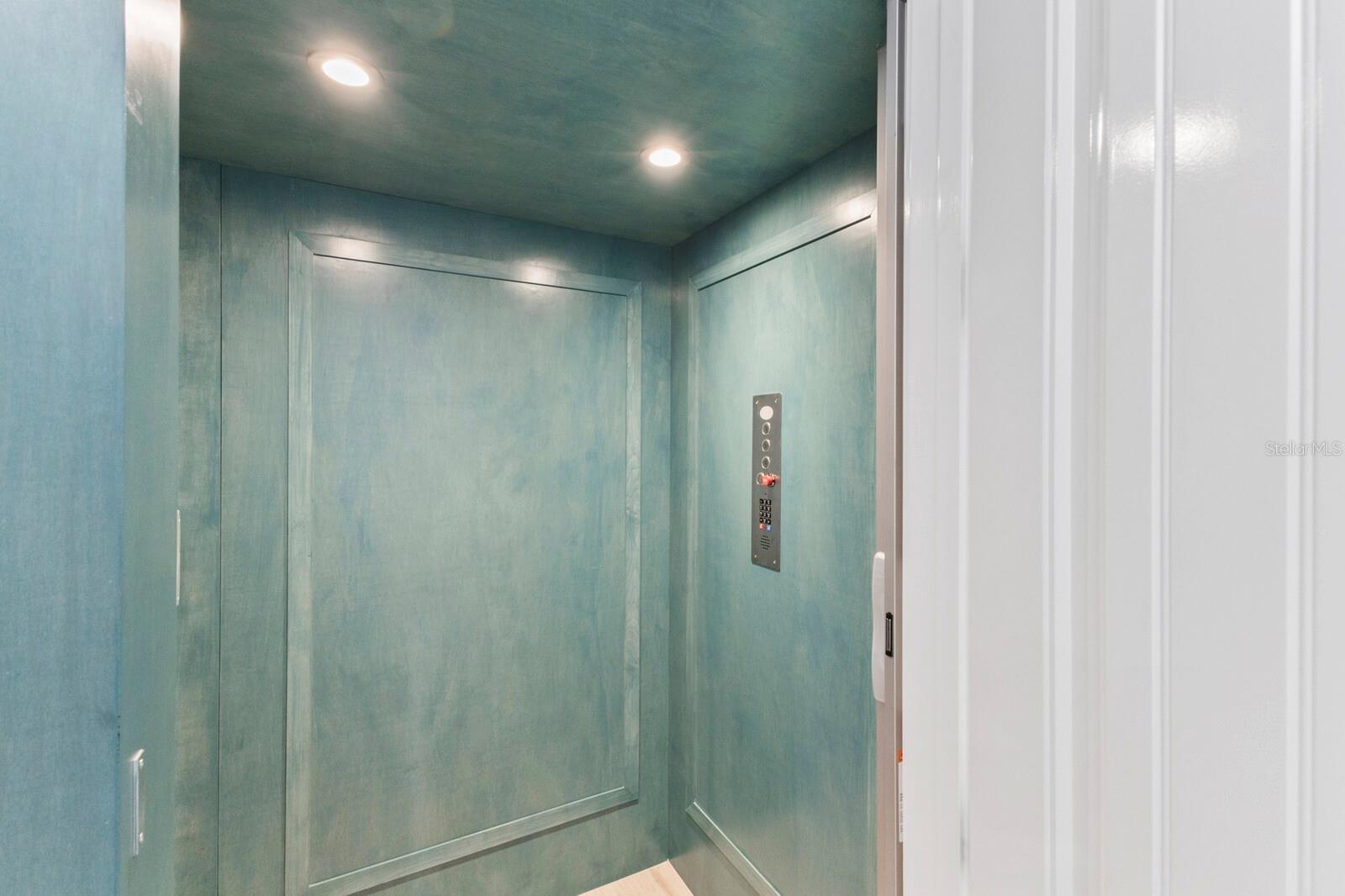 118 MANGROVE AVE — photo 42