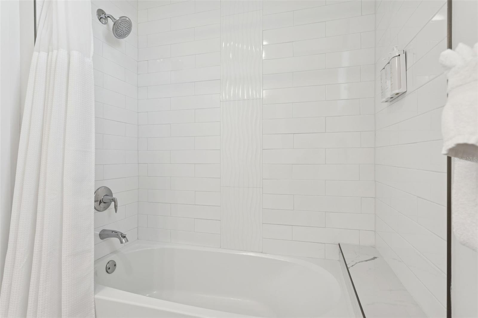 11500 GULF BLVD #313 — photo 24
