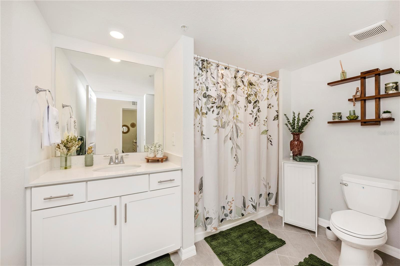 17715 BORACAY CT #101 — photo 36