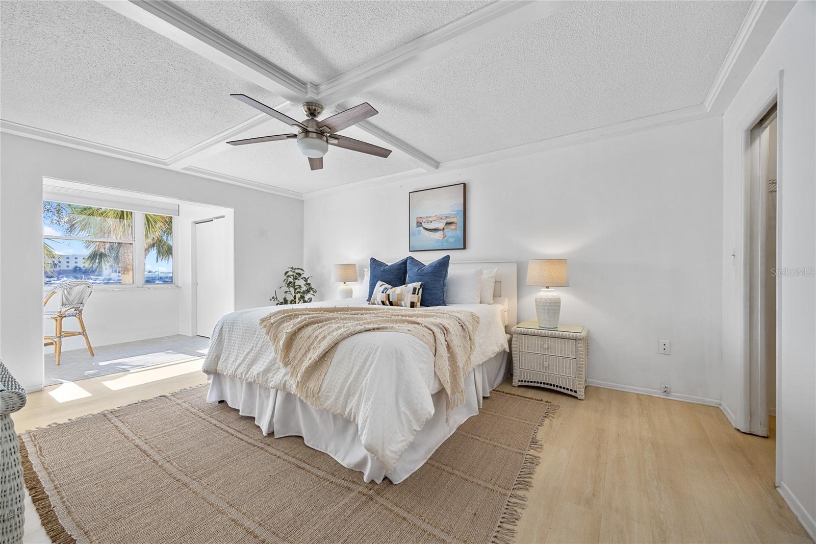 4775 COVE CIR #203 — photo 3
