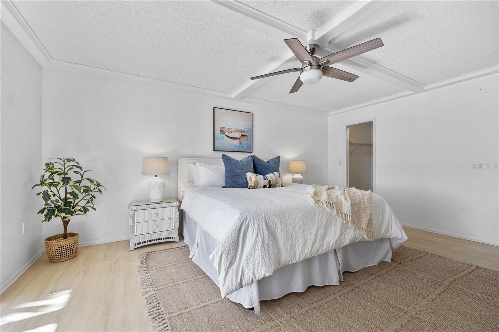 4775 COVE CIR #203 — photo 14