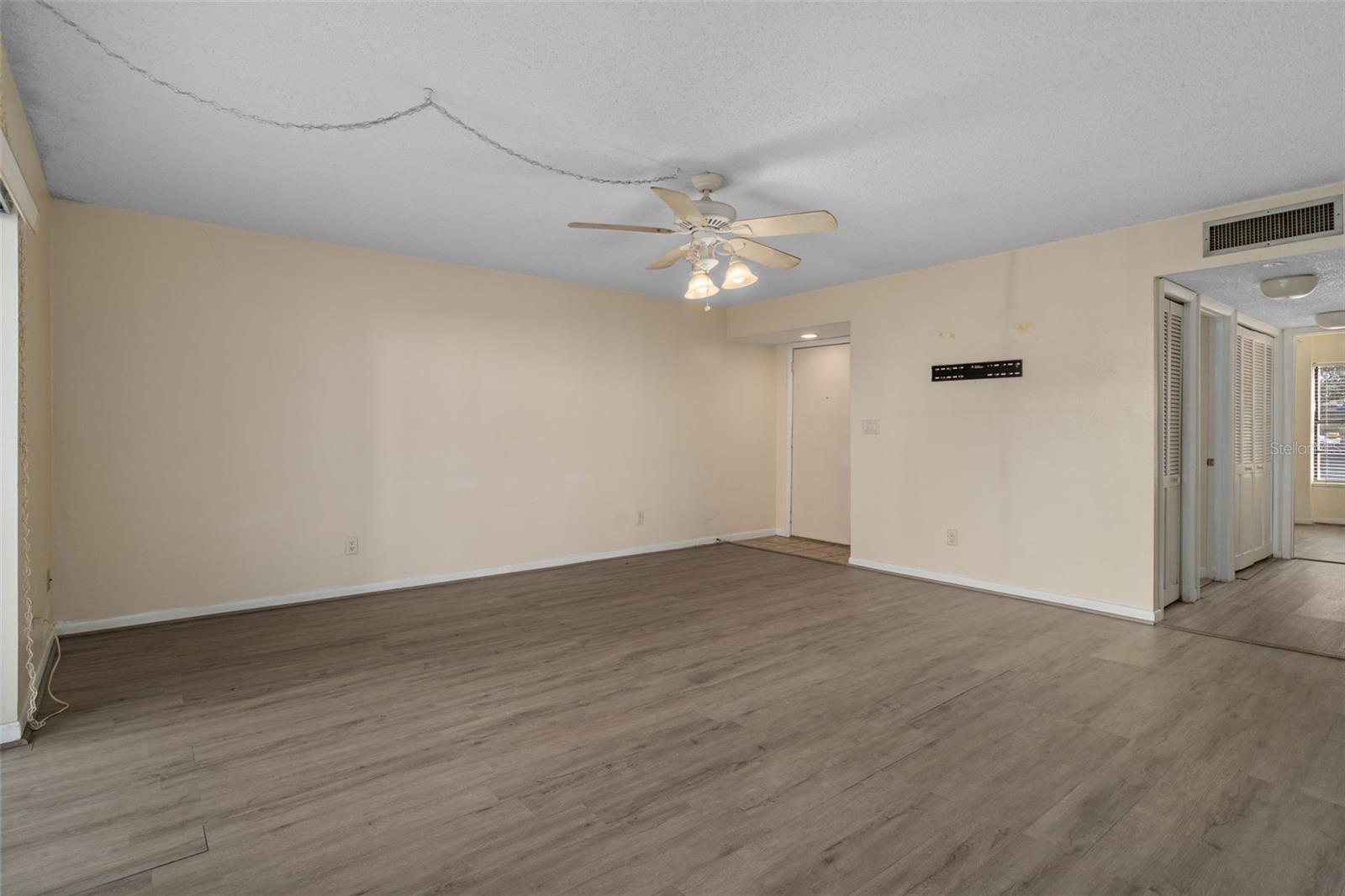 4821 PURITAN CIR #104 — photo 8