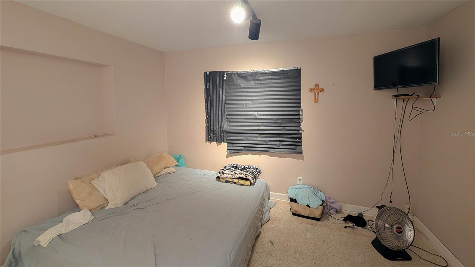 1590 PEACEFUL LN N — photo 33