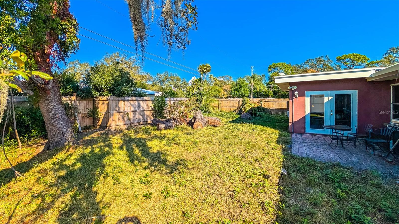 1590 PEACEFUL LN N — photo 18